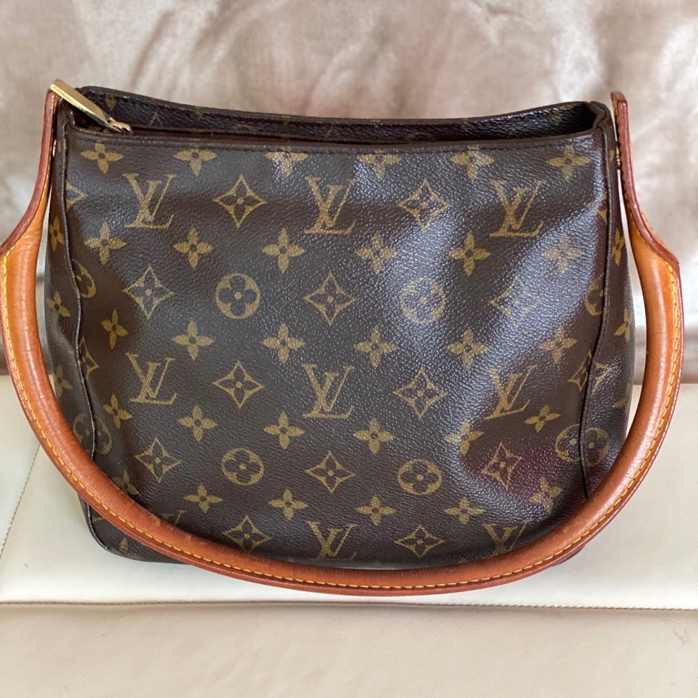 Small, monogram vintage for all occasions